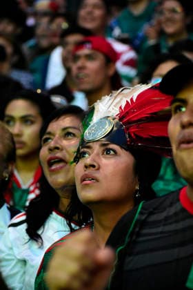 Mexican Supporters Watching The 2026 FIFA World Cup, WM, Weltmeisterschaft, Fussball Match Mexico v Czechia A Supporterr of Mexico national soccer team watching the 2026 FIFA World Cup match between Mexico and Czechia corresponding to final matchday of Group A at a giant screen on the Angel of Independence on June 24, 2026 in Mexico City, Mexico. (Photo by Luis Barron Eyepix Group) Copyright: xLuisxBarron xEyepixxGroupx LB_24062026_188731