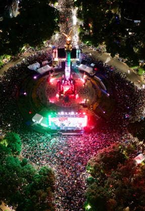 Mexican soccer fans celebrate at the Angel of Independence in Mexico City An aerial photograph shows Mexican fans celebrating their a 2026 FIFA World Cup, WM, Weltmeisterschaft, Fussball match victory over the Czech Republic at the Angel of Independence, in Mexico City, Mexico, 24 June 2026. Mexico City Mexico  Copyright: xTomásxPérezx