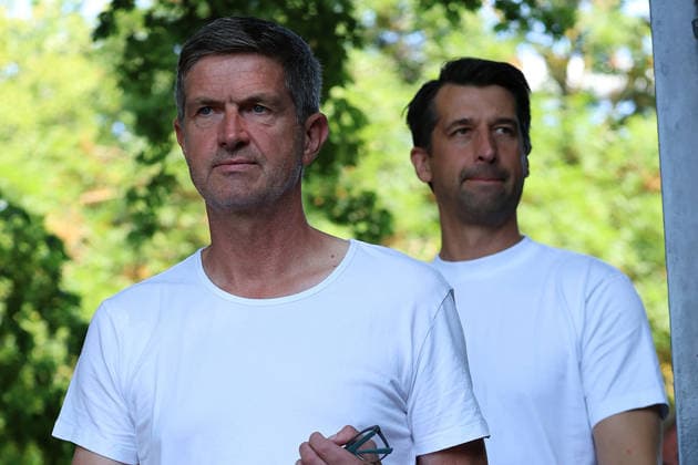 25.06.2026, xrekx, Fussball 2.Bundesliga, Hannover 96 - Trainingsauftakt Saison 2026 27 v.l. Ralf Becker Sportdirektor (Hannover 96) Jonas Boldt Geschäftsführer Geschaeftsfuehrer (Hannover96) (DFL DFB REGULATIONS PROHIBIT ANY USE OF PHOTOGRAPHS as IMAGE SEQUENCES and or QUASI-VIDEO) Hannover *** June 25, 2026, xrekx, Soccer 2. Bundesliga, Hannover 96 Starts Training for the 2026–27 Season; from left: Ralf Becker, Sporting Director of Hannover 96; Jonas Boldt, Managing Director and Head of Sports at Hannover 96; DFL; DFB. REGULATIONS PROHIBIT ANY USE OF PHOTOGRAPHS AS IMAGE SEQUENCES AND OR QUASI-VIDEO Hannover