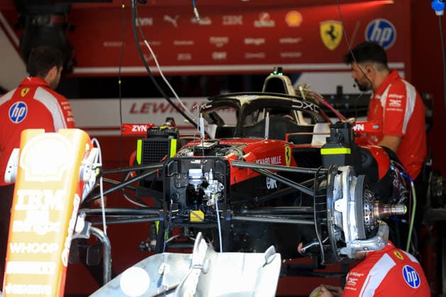 FORMULA 1 - GP of Austria 2026 SPIELBERG,AUSTRIA,25.JUN.26 - MOTORSPORTS, FORMULA 1 - Grand Prix of Austria, Red Bull Ring, preview. Image shows the car of Lewis Hamilton (GBR Ferrari) and mechanics.  GEPAxpictures xMarioxBuehner-Weinrauch