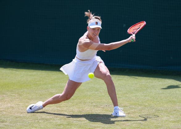 Alina Korneeva, Damen Einzel, Ladies Singles, Qualifikation, Wimbledon Tennis - Wimbledon 2026 - Grand Slam ITF ATP, Tennis Herren WTA, Tennis Damen - AELTC - London - - Great Britain - 25 June 2026. *** Alina Korneeva, Women s Singles, Qualifying, Wimbledon Tennis, Wimbledon 2026, Grand Slam, ITF, ATP, WTA, AELTC, London, Great Britain, June 25, 2026 Copyright: xJuergenxHasenkopfx