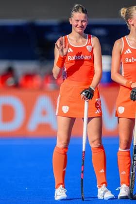 WAVER, 24-06-2026, Belfius Hockey Arena, FIH Hockey Pro League Women, Season 2025-2026. Guusje Moes during the play of the national anthem before the match Australia - Netherlands (women). Australia - Netherlands (women)  x204636460x Copyright: