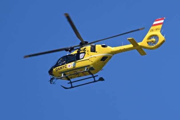 25.06.2026, xsvx, Motorsport FIA Formel 1, Grand Prix von Österreich v.l. Airline: Christophorus Flugrettungsverein (ÖAMTC) Reg: OE-XVJ photos Aircraft: Airbus Helicopters H135 Rettungshubschrauber Hubschrauber (FIA REGULATIONS PROHIBIT ANY USE OF PHOTOGRAPHS as IMAGE SEQUENCES and or QUASI-VIDEO) Zeltweg-Spielberg *** June 25, 2026, xsvx, Motorsport, FIA Formula 1, Austrian Grand Prix v l Airline Christophorus Air Rescue Association ÖAMTC Reg OE XVJ photos Aircraft Airbus Helicopters H135 rescue helicopter helicopter FIA REGULATIONS PROHIBIT ANY USE OF PHOTOGRAPHS as IMAGE SEQUENCES and or QUASI VIDEO Zeltweg Spielberg
