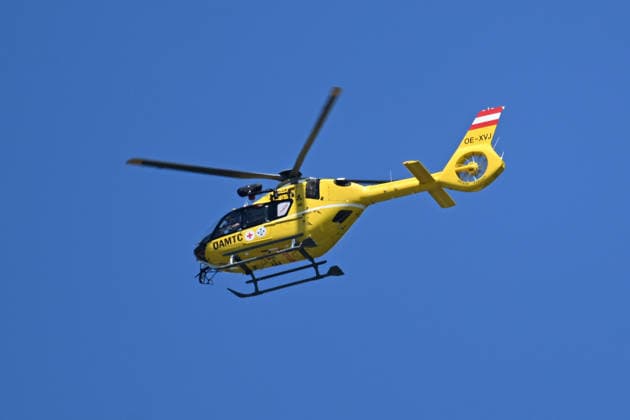 25.06.2026, xsvx, Motorsport FIA Formel 1, Grand Prix von Österreich v.l. Airline: Christophorus Flugrettungsverein (ÖAMTC) Reg: OE-XVJ photos Aircraft: Airbus Helicopters H135 Rettungshubschrauber Hubschrauber (FIA REGULATIONS PROHIBIT ANY USE OF PHOTOGRAPHS as IMAGE SEQUENCES and or QUASI-VIDEO) Zeltweg-Spielberg *** June 25, 2026, xsvx, Motorsport, FIA Formula 1, Austrian Grand Prix v l Airline Christophorus Air Rescue Association ÖAMTC Reg OE XVJ photos Aircraft Airbus Helicopters H135 rescue helicopter helicopter FIA REGULATIONS PROHIBIT ANY USE OF PHOTOGRAPHS as IMAGE SEQUENCES and or QUASI VIDEO Zeltweg Spielberg