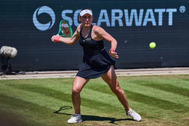 June 25, 2026, Bad Homburg, Hessen, Germany: Ekaterina Alexandrova returns with forehand during the BAD HOMBURG OPEN powered by SOLARWATTT- WTA500 - Womens Tennis, 25.6.2026 in Bad Homburg (Tennis-Club Bad Homburg), Germany Tennis 2026: WTA, Tennis Damen Bad Hombug Open: Quarterfinal: OSAKA 6:2 6:2 ALEXANDROVA  - ZUMAs343 20260625_zsp_s343_029 Copyright: xMathiasxSchulzx