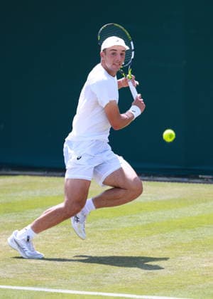 Oliver Tarvet (GBR) Herren Einzel, Men s Singles, Qualifikation, Wimbledon Tennis - Wimbledon 2026 - Grand Slam ITF ATP, Tennis Herren WTA, Tennis Damen - AELTC - London - - Great Britain - 25 June 2026. *** Oliver Tarvet GBR Men s Singles, Qualifying, Wimbledon Tennis Wimbledon 2026 Grand Slam ITF ATP WTA AELTC London Great Britain June 25, 2026 Copyright: xJuergenxHasenkopfx