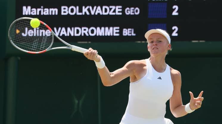 Belgian Jeline Vandromme pictured in action during a tennis match against Georgian Bolkvadze, a qualifier for the women s singles at the Wimbledon grand slam tennis tournament in London, Britain, Thursday 25 June 2026. The main tournament is starting next Monday. BENOITxDOPPAGNE  x179236058x