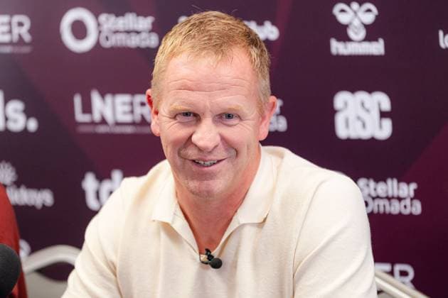 Edinburgh, Scotland, 06.25.2026. Belgium coach Wouter Vrancken is confirmed as Derek McInnes successor at Hearts Fc at Tynecastle stadium in Edinburgh. Heart of Midlothian press conference, PK, Pressekonferenz to Unveil their New Manager, Football, Tynecastle Park, Edinburgh, Scotland, UK - 25 Jun 2026Edinburgh Tynecastle Park United Kingdom  Copyright: xEuanxCherry Shutterstockx 16961552v