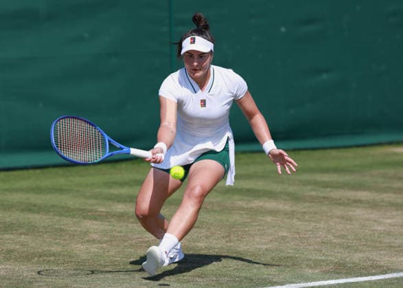 Bianca Andreescu (CAN) Damen Einzel, Women s Singles, Qualifikation, Wimbledon Tennis - Wimbledon 2026 - Grand Slam ITF ATP, Tennis Herren WTA, Tennis Damen - AELTC - London - - Great Britain - 25 June 2026. *** Bianca Andreescu CAN Women s Singles, Qualifying, Wimbledon Tennis, Wimbledon 2026, Grand Slam, ITF, ATP, WTA, AELTC, London, Great Britain, June 25, 2026 Copyright: xJuergenxHasenkopfx