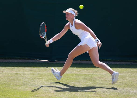 Jeline Vandromme (BEL) Damen Einzel, Women s Singles, Qualifikation, Wimbledon Tennis - Wimbledon 2026 - Grand Slam ITF ATP, Tennis Herren WTA, Tennis Damen - AELTC - London - - Great Britain - 25 June 2026. *** Jeline Vandromme BEL Women s Singles, Qualifying, Wimbledon Tennis, Wimbledon 2026, Grand Slam, ITF, ATP, WTA, AELTC, London, Great Britain, June 25, 2026 Copyright: xJuergenxHasenkopfx