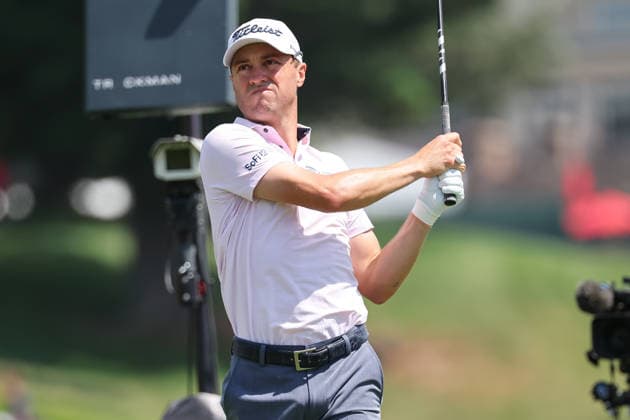 CROMWELL, CT - JUNE 25: Justin Thomas of the United States hits the ball on the second tee during the first round of the Travelers Championship 2026 at TPC River Highlands on June 25, 2026 in Cromwell, Connecticut. (Photo by Andrew Mordzynski Icon Sportswire) GOLF: JUN 25 PGA, Golf Herren Travelers Championship EDITORIAL USE ONLY Icon2606258012831