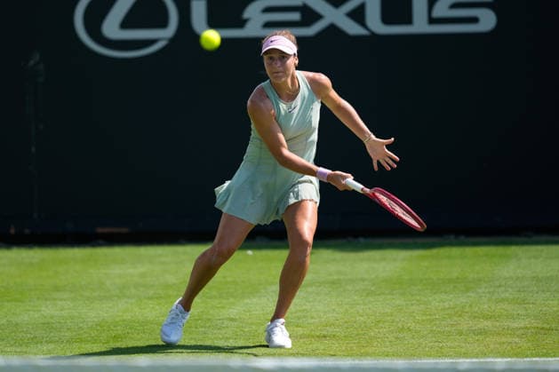 Lexus Eastbourne Open - Day Four Tatjana Maria of Germany competes against Tereza Valentova of the Czech Republic during their quarterfinal match at the 2026 Lexus Eastbourne Open Women s tennis tournament at the Devonshire Park Lawn Tennis Club in Eastbourne, England, on June 25, 2026. Eastbourne United Kingdom  Copyright: xOwenxHammondx originalFilename:hammond-2026lexu260625_np2s5.jpg