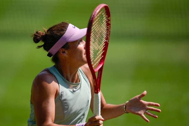 Lexus Eastbourne Open - Day Four Tatjana Maria of Germany competes against Tereza Valentova of the Czech Republic during their quarterfinal match at the 2026 Lexus Eastbourne Open Women s tennis tournament at the Devonshire Park Lawn Tennis Club in Eastbourne, England, on June 25, 2026. Eastbourne United Kingdom  Copyright: xOwenxHammondx originalFilename:hammond-2026lexu260625_npKP4.jpg