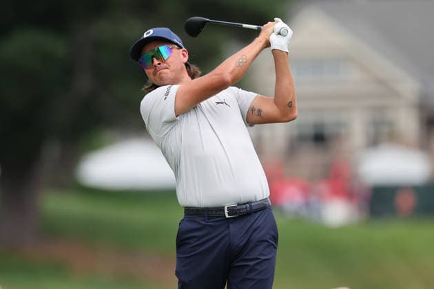 CROMWELL, CT - JUNE 25: Rickie Fowler of the United States hits the ball on the second tee during the first round of the Travelers Championship 2026 at TPC River Highlands on June 25, 2026 in Cromwell, Connecticut. (Photo by Andrew Mordzynski Icon Sportswire) GOLF: JUN 25 PGA, Golf Herren Travelers Championship EDITORIAL USE ONLY Icon2606258012820