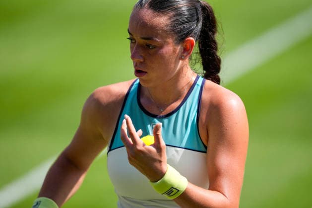 Lexus Eastbourne Open - Day Four Tereza Valentova of the Czech Republic competes during her quarterfinal match against Tatjana Maria of Germany at the 2026 Lexus Eastbourne Open Women s tennis tournament at the Devonshire Park Lawn Tennis Club in Eastbourne, England, on June 25, 2026. Eastbourne United Kingdom  Copyright: xOwenxHammondx originalFilename:hammond-2026lexu260625_npiZk.jpg