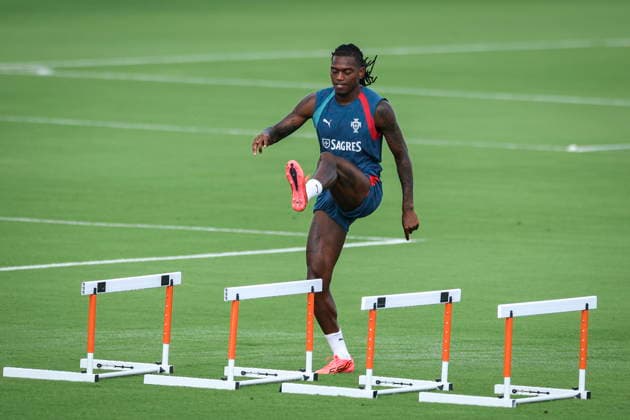 FIFA World Cup, WM, Weltmeisterschaft, Fussball 2026 - Portugal training Portugal s national soccer player Rafael Leao attends a training session of the team in Palm Beach, Florida, USA, 25 June 2026. Palm Beach Florida United States  Copyright: xMIGUELxA.xLOPESx