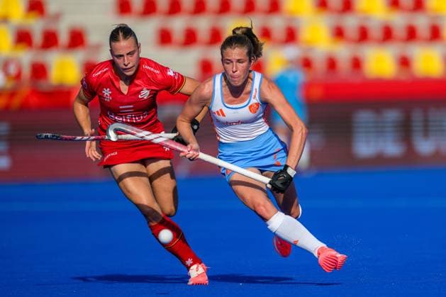 WAVER, 25-06-2026, Belfius Hockey Arena, FIH Hockey Pro League Women, Season 2025-2026. Camille Belis and Xan de Waard during the game Belgium - Netherlands (women; 1st match). Belgium - Netherlands (women; 1st match)  x204640590x Copyright: