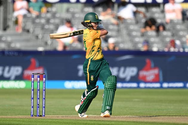 South Africa Women v Netherlands Women, ICC Women s T20 World Cup Laura Wolvaardt of South Africa plays an attacking shot during the ICC Women s T20 World Cup match between South Africa Women and Netherlands Women at the Seat Unique Stadium, Bristol, UK on 25 June 2026. Bristol Seat Unique Stadium Gloucestershire UK Editorial use only , Copyright: xGrahamxHuntx PSI-24401-0014