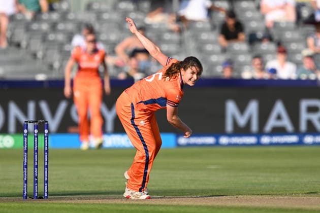 South Africa Women v Netherlands Women, ICC Women s T20 World Cup Robine Rijke of Netherlands bowling during the ICC Women s T20 World Cup match between South Africa Women and Netherlands Women at the Seat Unique Stadium, Bristol, UK on 25 June 2026. Bristol Seat Unique Stadium Gloucestershire UK Editorial use only , Copyright: xGrahamxHuntx PSI-24401-0016