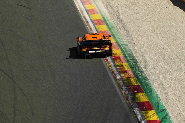 AUTOMOBILE : 24 Heures de SPA Francorchamps - 25 06 2026 4 Optimum Motorsport (GBR) McLaren 720S GT3 EVO (GOLD) driven by Adam SMALLEY (GBR) Freddie TOMLINSON (GBR) Harry GEORGE (GBR) Ruben DEL SARTE (NED), during the CrowdStrike 24 Hours of SPA, 4th round of the GT World Challenge Europe Championship (SRO) on the SPA Francorchamps circuit in Belgium The 25th June 2026. SPA-FRANCORCHAMPSBelgium  Copyright: xMPSxAGENCYx