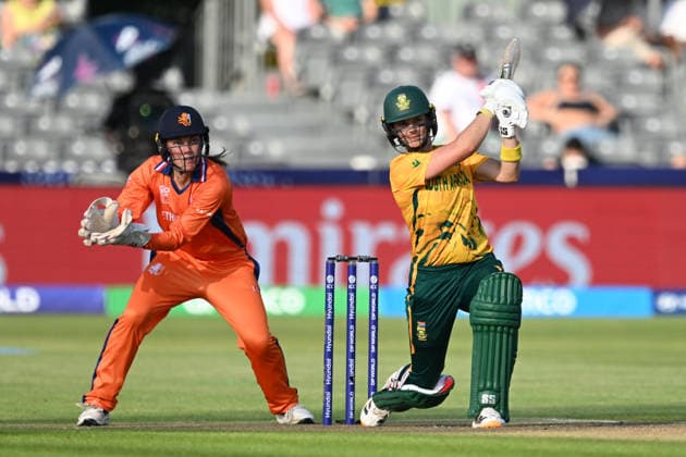 South Africa Women v Netherlands Women, ICC Women s T20 World Cup Laura Wolvaardt of South Africa plays an attacking shot during the ICC Women s T20 World Cup match between South Africa Women and Netherlands Women at the Seat Unique Stadium, Bristol, UK on 25 June 2026. Bristol Seat Unique Stadium Gloucestershire UK Editorial use only , Copyright: xGrahamxHuntx PSI-24401-0020