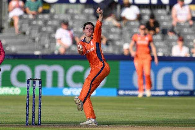 South Africa Women v Netherlands Women, ICC Women s T20 World Cup Silver Siegers of Netherlands bowling during the ICC Women s T20 World Cup match between South Africa Women and Netherlands Women at the Seat Unique Stadium, Bristol, UK on 25 June 2026. Bristol Seat Unique Stadium Gloucestershire UK Editorial use only , Copyright: xGrahamxHuntx PSI-24401-0024