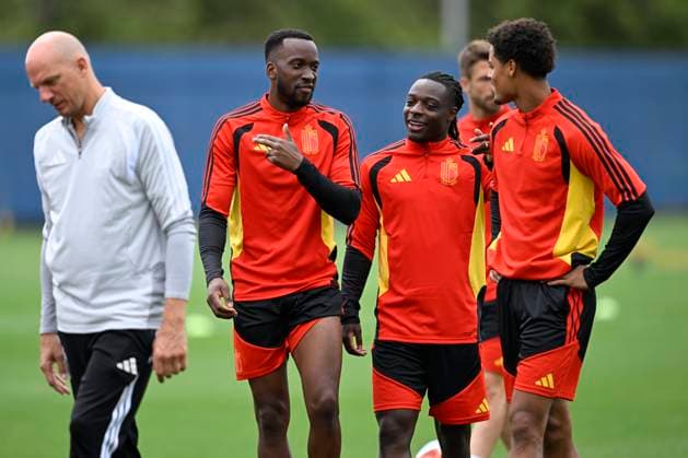 Belgian national football team - FIFA World Cup, WM, Weltmeisterschaft, Fussball 2026 - media activities 25 06 2026 RENTON, UNITED STATES OF AMERICA - JUNE 25 : Lukebakio Dodi forward of Belgium, Doku Jeremy forward of Belgium and De Winter Koni defender of Belgium pictured during a training session of the Belgian national football team during the FIFA World Cup 2026 on June 25, 2026 in Renton, United States of America, 25 06 2026 Renton United States of America  Copyright: xNicoxVereeckenx