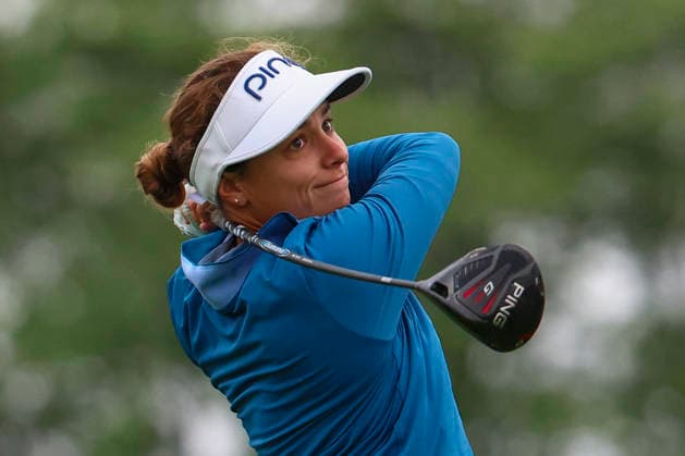 June 25, 2026, Chaska, Minnesota, United States: AMANDA DOHERTY watches her shot at hole three. This is the first day of the 2026 KPMG WomenÃ¢â‚¬â ¢s PGA, Golf Herren Championship at Hazeltine National Golf Course in Chaska Minnesota. Chaska United States - ZUMAt166 20260625_zsp_t166_018 Copyright: xMichaelxTurnerx