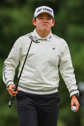 June 25, 2026, Chaska, Minnesota, United States: AKI IWAI looks on during play. This is the first day of the 2026 KPMG WomenÃ¢â‚¬â ¢s PGA, Golf Herren Championship at Hazeltine National Golf Course in Chaska Minnesota. Chaska United States - ZUMAt166 20260625_zsp_t166_026 Copyright: xMichaelxTurnerx