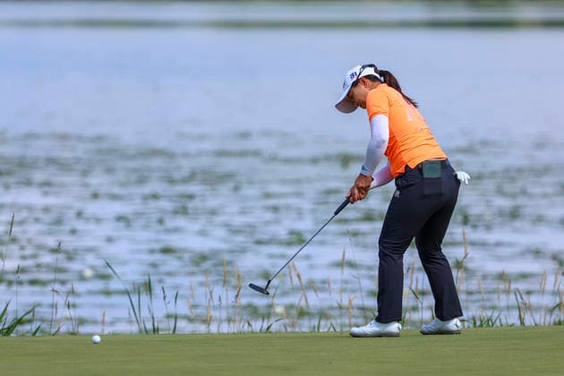 June 25, 2026, Chaska, Minnesota, United States: SEI YOUNG KIM putts at hole ten. This is the first day of the 2026 KPMG WomenÃ¢â‚¬â ¢s PGA, Golf Herren Championship at Hazeltine National Golf Course in Chaska Minnesota. Chaska United States - ZUMAt166 20260625_zsp_t166_061 Copyright: xMichaelxTurnerx