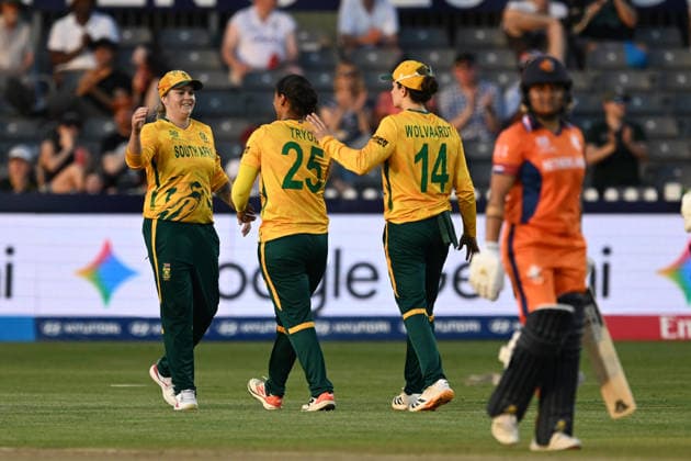 South Africa Women v Netherlands Women, ICC Women s T20 World Cup Wicket - Chloe Trylon of South Africa celebrates taking the wicket of Sanya Khurana of Netherlands during the ICC Women s T20 World Cup match between South Africa Women and Netherlands Women at the Seat Unique Stadium, Bristol, UK on 25 June 2026. Bristol Seat Unique Stadium Gloucestershire UK Editorial use only , Copyright: xGrahamxHuntx PSI-24401-0099