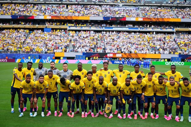 Mannschaftsfoto Ecuador - New York 25.06.2026: Deutschland vs. Ecuador, MetLife Stadium, World Cup 26 Gruppe E, 3. Spieltag *** Team Photo: Ecuador, New York, June 25, 2026—Germany vs. Ecuador, MetLife Stadium, World Cup 26, Group E, Matchday 3