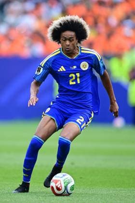 Curacao v Ivory Coast - FIFA World Cup, WM, Weltmeisterschaft, Fussball 2026 - Group E PHILADELPHIA, USA - JUNE 25: Tahith Chong of Curacao in action during the 2026 FIFA World Cup First Stage Group E match between Curacao and Ivory Coast at Lincoln Financial Field (Philadelphia Stadium) in Philadelphia, Pennsylvania, United States on June 25, 2026. Abdulhamid Hosbas Anadolu Pennsylvania United States. Editorial use only. Please get in touch for any other usage.  Copyright: x2026xAnadoluxAbdulhamidxHosbasx