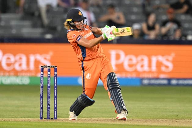 South Africa Women v Netherlands Women, ICC Women s T20 World Cup Wicket - Sterre Kalis of Netherlands edges the ball to Sinalo Jafta of South Africa who takes the catch off the bowling of Shabnim Ismail of South Africa during the ICC Women s T20 World Cup match between South Africa Women and Netherlands Women at the Seat Unique Stadium, Bristol, UK on 25 June 2026. Bristol Seat Unique Stadium Gloucestershire UK Editorial use only , Copyright: xGrahamxHuntx PSI-24401-0125