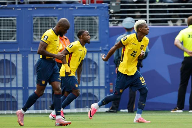 25.06.2026, Fussball, Herren, FIFA Weltmeisterschaft 2026, Vorrunde, Gruppe E, New York, Ecuador - Deutschland, Torjubel zum 1:1, Torschütze: Nilson Angulo (Ecuador) New York MetLife Stadium New York Vereinigte Staaten von Amerika (US) *** June 25, 2026, Soccer, Men s, 2026 FIFA World Cup, Group Stage, Group E, New York, Ecuador vs. Germany, Celebration of the 1-1 goal, Goal scorer: Nilson Angulo, Ecuador, New York, MetLife Stadium, New York, United States of America, US Copyright: xSebastianxBachx