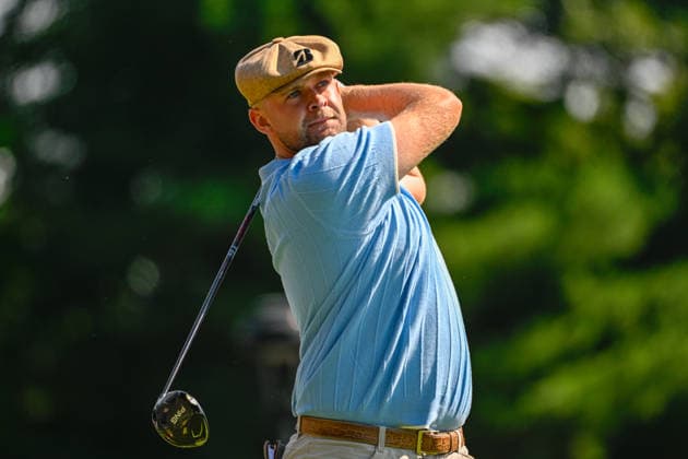 CROMWELL, CT - JUNE 25: Harry Hall (ENG) watches his tee shot on 1 during the first round of the Travelers Championship on June 25, 2026, at TPC River Highlands in Cromwell, Connecticut. (Photo by Ken Murray Icon Sportswire) GOLF: JUN 25 PGA, Golf Herren Travelers Championship EDITORIAL USE ONLY Icon2606250051