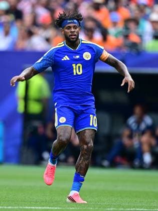 Curacao v Ivory Coast - FIFA World Cup, WM, Weltmeisterschaft, Fussball 2026 - Group E PHILADELPHIA, USA - JUNE 25: Leandro Bacuna of Curacao in action during the 2026 FIFA World Cup First Stage Group E match between Curacao and Ivory Coast at Lincoln Financial Field (Philadelphia Stadium) in Philadelphia, Pennsylvania, United States on June 25, 2026. Abdulhamid Hosbas Anadolu Pennsylvania United States. Editorial use only. Please get in touch for any other usage.  Copyright: x2026xAnadoluxAbdulhamidxHosbasx
