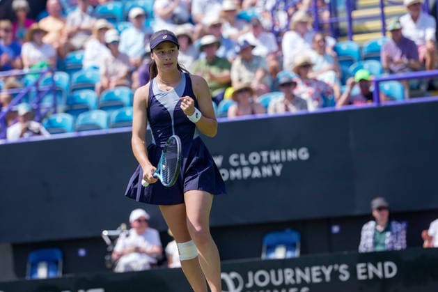 Lexus Eastbourne Open - Day Four Zeynep Sonmez of Turkey competes against third seed Jelena Ostapenko of Latvia during their quarterfinal match at the 2026 Lexus Eastbourne Open Women s tennis tournament at the Devonshire Park Lawn Tennis Club in Eastbourne, England, on June 25, 2026. Eastbourne United Kingdom  Copyright: xOwenxHammondx originalFilename:hammond-2026lexu260625_np54W.jpg