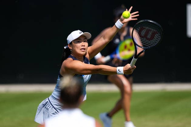 Lexus Eastbourne Open - Day Four Janice Tjen of Indonesia and Eudice Chong of Hong Kong compete in their quarterfinal doubles match against Isabelle Haverlag of the Netherlands and Maia Lumsden of Great Britain at the 2026 Lexus Eastbourne Open Women s tennis tournament at the Devonshire Park Lawn Tennis Club in Eastbourne, England, on June 25, 2026. Eastbourne United Kingdom  Copyright: xOwenxHammondx originalFilename:hammond-2026lexu260625_npCLf.jpg