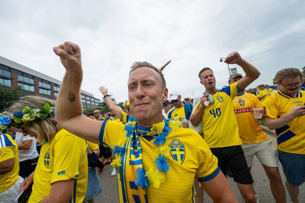 260625 Fans of Sweden ahead of the FIFA World Cup, WM, Weltmeisterschaft, Fussball 2026 football match between Japan and Sweden on June 25, 2026 in Dallas. Photo: Ludvig Thunman BILDBYRAN kod LT PA1259 bbeng fotboll football soccer fotball vm fotbolls-vm fotball-vm fotbolls-vm 2026 fifa world cup 2026 sverige sweden sverige a japan publik *** 260625 Swedish fans ahead of the 2026 FIFA World Cup soccer match between Japan and Sweden on June 25, 2026 in Dallas. Photo by Ludvig Thunman, BILDBYRAN. Code: LT PA1259 bbeng soccer football soccer World Cup 2026 FIFA World Cup 2026 Sweden Sweden A Japan audience  Copyright: LUDVIGxTHUNMAN BB260625LT007