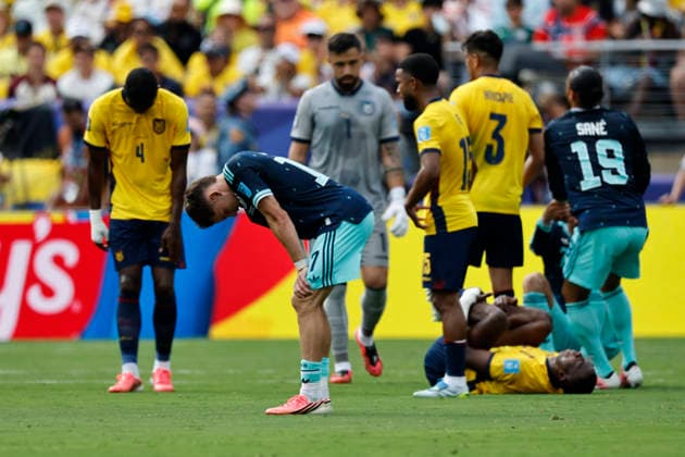 25.06.2026, Fussball, Herren, FIFA Weltmeisterschaft 2026, Vorrunde, Gruppe E, New York, Ecuador - Deutschland, Florian Wirtz (Deutschland) erschöpft New York MetLife Stadium New York Vereinigte Staaten von Amerika (US) *** June 25, 2026, Soccer, Men s, 2026 FIFA World Cup, Group Stage, Group E, New York, Ecuador vs. Germany, Florian Wirtz, Germany, exhausted, New York, MetLife Stadium, New York, United States of America, US Copyright: xSebastianxBachx