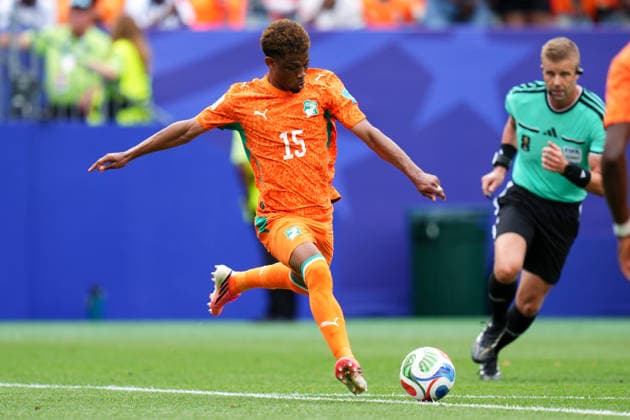 June 25, 2026: Ivory Coast Forward Amad Diallo (15) shoots the ball during the first half of a World Cup Match against Curacao at Philadelphia Stadium in Philadelphia, Pennsylvania. CSM Philadelphia United States of America - ZUMAc04_ 20260625_zma_c04_002 Copyright: xKylexRoddenx