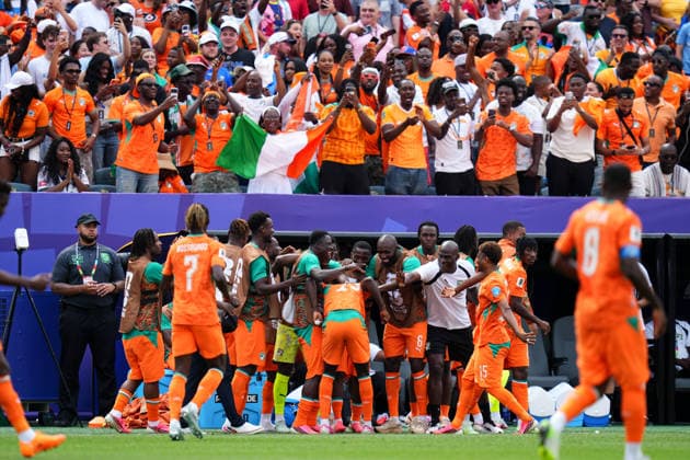 June 25, 2026: Ivory Coast Forward Nicolas Pepe (19) celebrates a goal with teammates during the first half of a World Cup Match against Curacao at Philadelphia Stadium in Philadelphia, Pennsylvania. CSM FIFA World Cup, WM, Weltmeisterschaft, Fussball 2026: Ivory Coast Vs Curacao JUN 25  - ZUMAc04_ 20260625_zma_c04_006 Copyright: xKylexRoddenx
