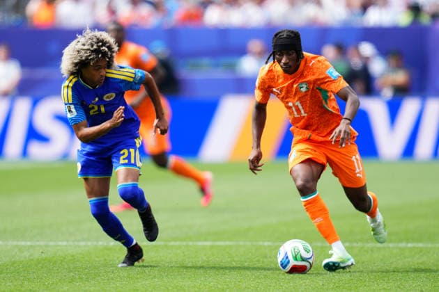 June 25, 2026: Ivory Coast Forward Yan Diomande (11) controls the ball during the first half of a World Cup Match against Curacao at Philadelphia Stadium in Philadelphia, Pennsylvania. CSM Philadelphia United States of America - ZUMAc04_ 20260625_zma_c04_016 Copyright: xKylexRoddenx