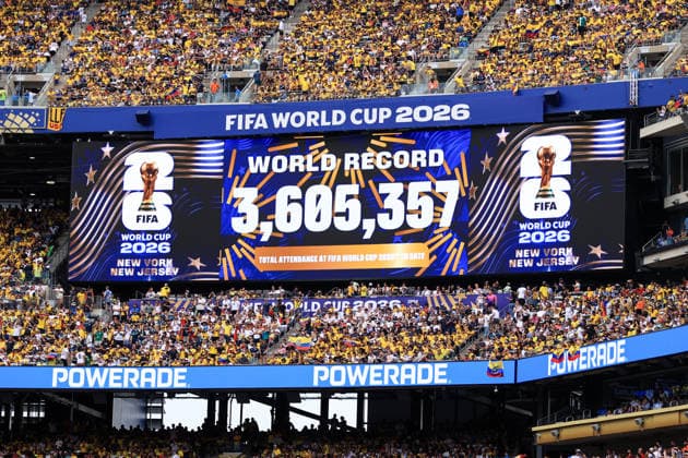 Football - FIFA World Cup, WM, Weltmeisterschaft, Fussball - Group E - Ecuador v Germany 25th June 2026 - FIFA World Cup - Group E - Ecuador v Germany - The World Record Total World Cup attendance is shown on the screen - Photo: Simon Stacpoole Offside. New Jersey USA *** Fußball – FIFA-Weltmeisterschaft, Gruppe E: Ecuador gegen Deutschland, 25. Juni 2026 – FIFA-Weltmeisterschaft, Gruppe E: Ecuador gegen Deutschland. Auf dem Bildschirm wird die weltweite Rekordzuschauerzahl bei Weltmeisterschaften angezeigt. Foto: Simon Stacpoole, Offside, New Jersey, USA  Copyright: xSimonxStacpoolexOffside