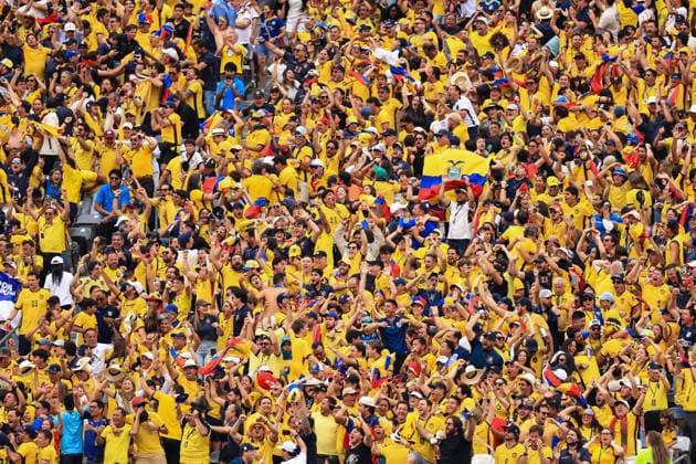 Football - FIFA World Cup, WM, Weltmeisterschaft, Fussball - Group E - Ecuador v Germany 25th June 2026 - FIFA World Cup - Group E - Ecuador v Germany - Ecuador fans celebrate their second goal - Photo: Simon Stacpoole Offside. New Jersey USA *** Fußball – FIFA-Weltmeisterschaft, Gruppe E: Ecuador gegen Deutschland, 25. Juni 2026 – FIFA-Weltmeisterschaft, Gruppe E: Ecuador gegen Deutschland – Ecuador-Fans feiern ihr zweites Tor – Foto: Simon Stacpoole – Abseits – New Jersey, USA  Copyright: xSimonxStacpoolexOffside