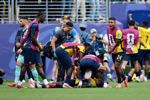 25.06.2026, Fussball, Herren, FIFA Weltmeisterschaft 2026, Vorrunde, Gruppe E, New York, Ecuador - Deutschland, Ecuador feiert den Sieg New York MetLife Stadium New York Vereinigte Staaten von Amerika (US) *** June 25, 2026, Soccer, Men s, 2026 FIFA World Cup, Group Stage, Group E, New York, Ecuador vs. Germany, Ecuador celebrates the victory at MetLife Stadium in New York, New York, United States of America (US) Copyright: xSebastianxBachx