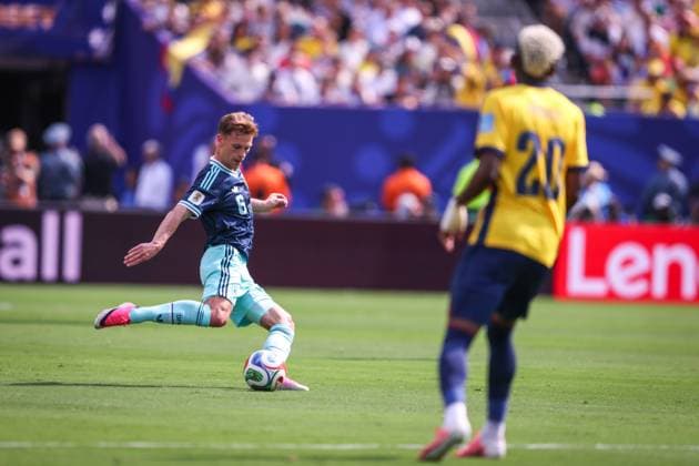 2026 World Cup - Ecuador vs. Germany EAST RUTHERFORD, NEW JERSEY - JUNE 25: Joshua Kimmich ( 6) of Germany plays the ball during the FIFA World Cup, WM, Weltmeisterschaft, Fussball 2026 Group E match between Ecuador and Germany at New York New Jersey Stadium on June 25, 2026. photo by Ayman Aref JNA Press NEW JERSEY United States of America Copyright: x xAymanxArefxMohamedxSaadxElxDinx xJNAxPressx