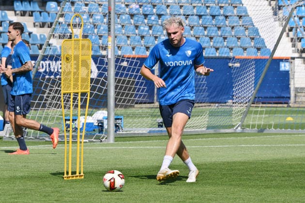 Philipp Strompf (VfL Bochum) 25.06.2026, Fussball 2. Bundesliga, Saison 2026 2027, Trainingsauftakt VfL Bochum Bochum Vonovia Ruhrstadion Nordrhein Westfalen Deutschland *** Philipp Strompf, VfL Bochum, June 25, 2026, Soccer, 2. Bundesliga, 2026–2027 Season, Start of Training, VfL Bochum, Bochum, Vonovia Ruhrstadion, North Rhine-Westphalia, Germany Team2