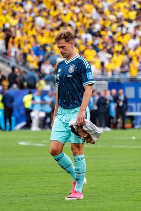 FIFA Fussball Weltmeisterschaft 2026, Gruppe E, Spiel 3, Ecuador vs Deutschand, 25.06.2026, Metlife-Stadion in New Jersey Joshua Kimmich (Deutschland) enttäuscht unzufrieden unglücklich traurig *** 2026 FIFA World Cup, Group E, Match 3, Ecuador vs. Germany, June 25, 2026, MetLife Stadium in New Jersey Joshua Kimmich Germany disappointed, dissatisfied, unhappy, sad Copyright: xBahhoxKarax